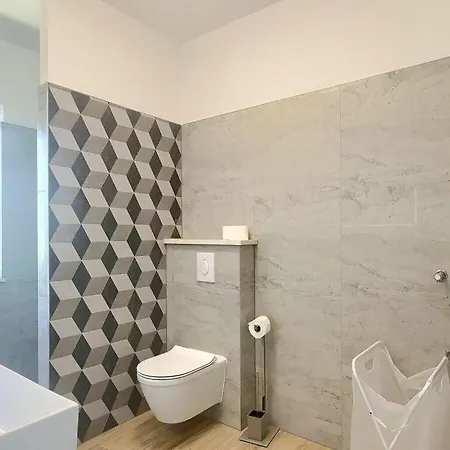 Villa Mit Privatem Pool, Strand 300m