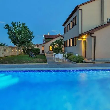 Villa Mit Privatem Pool, Strand 300m