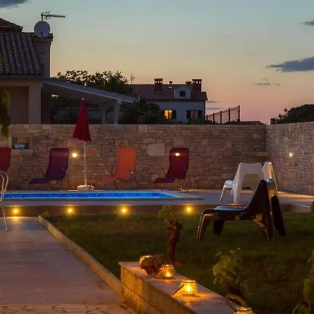 Villa Mit Privatem Pool, Strand 300m